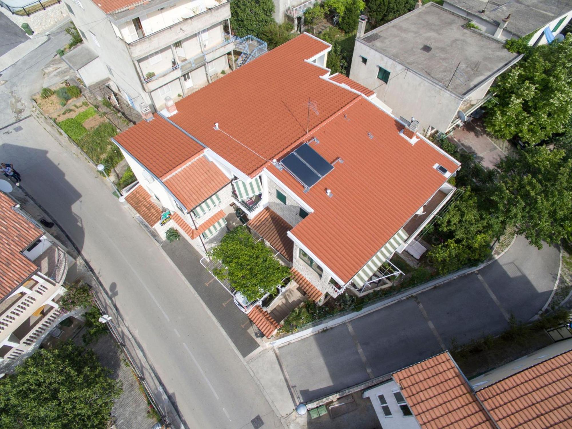 Gemuetliche Mit Terrasse In Bidol Apartment *
